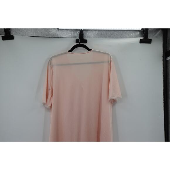 Vintage 1970s Nylon Short sleeve Button Front Nightgown. - Picture 9 of 11